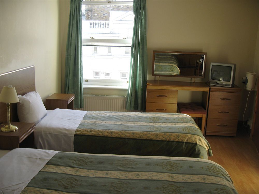 Carlton Hotel London Exterior photo